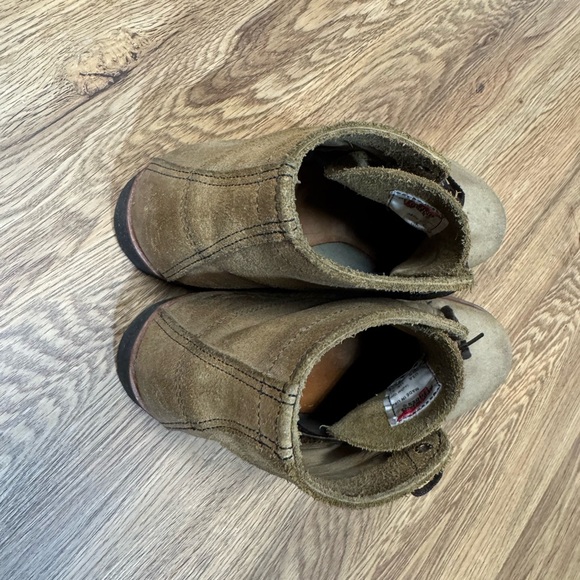Red Wing Shoes Waxed Roughout Boondocker Style Boot (8062 10.5D) - Picture 4 of 7